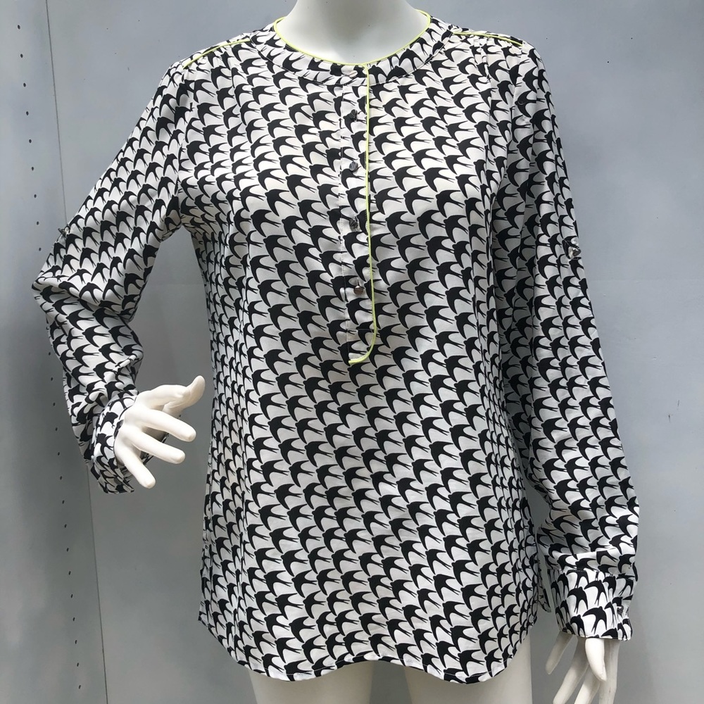 Banana Republic Long Sleeve Top Size‎ S